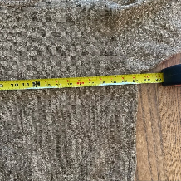 Vintage Women’s Pendleton Wool Blend Short Sleeve Top Size Medium Gold Shirt - Picture 9 of 10